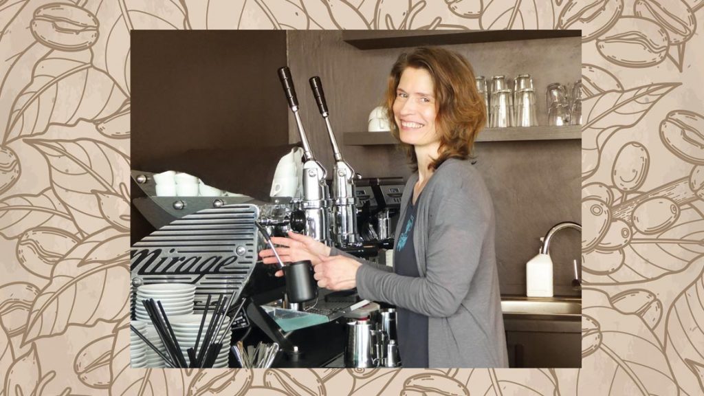 In Frankfurt hat sich eine Kaffeeliebhaberin ihren Traum vom eigenen Café erfüllt. Genuss, Flair und Veranstaltungen bestimmen das Konzept.