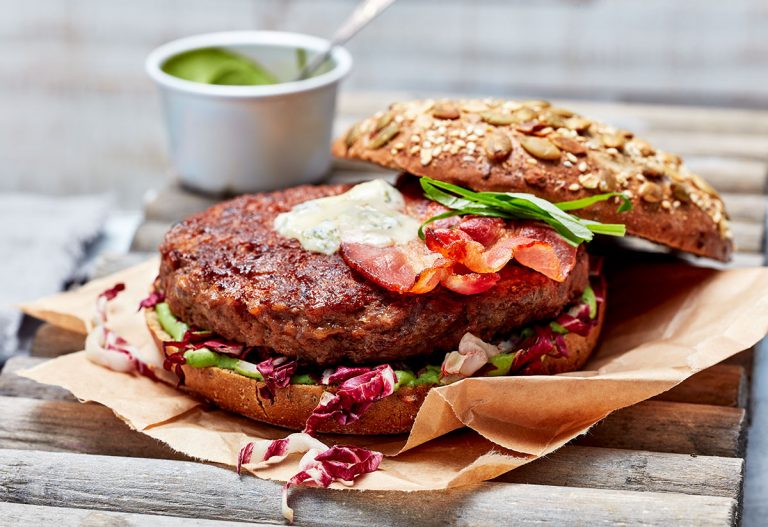 Foodworks Superburger 1200x824 768x527