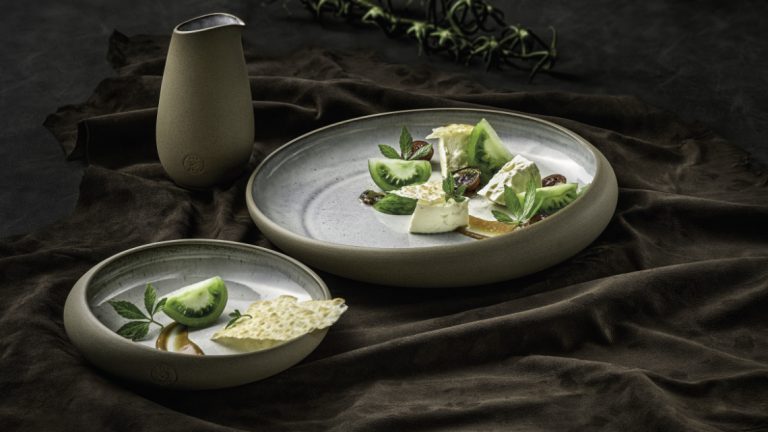 EMBRACE von Playground EMBRACE von Playground